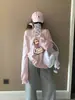 Sudadera Fina de Diseño Coreano Vintage con Cuello Asimétrico Descubierto para Mujer Rosa Dulce Sexy Top Dopamina Moderno