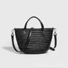 Bolsa de Palha Tecida Feita à Mão 2026, Bolsa Saco de Nicho de Luxo, Bolsa Cesta Transversal de Ombro Fashion