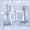 Conjunto de Roupa para Meninas Primavera e Outono 2026 Nova Moda Colete Camisa Camada com Jeans de Padrão de Estrela Único Conjunto de Três Peças