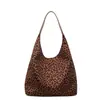Bolso Tote de Leopardo Moderno y Elegante para Mujer Otoño Temprano 2025 Gran Capacidad de Moda Versátil Bolso de Hombro/Axila de Gama Alta