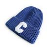 N55 Lã Infantil Marca Letra C Ponto Grosso Monocromático Masculino e Feminino Infantil Tendência Pulôver Babado Moda Chapéu de Tricô para o Frio