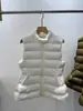 Chaqueta Ligera de Plumón Blanca de Ganso 90% para Mujer, Estilo Acanalado Adelgazante, Nuevo Abrigo de Invierno 2026 con Capucha