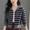 Cárdigan de alta gama para mujer, nueva colección 2026, primavera/otoño, top elegante, suéter de punto con capucha, suéter de rayas, prenda de abrigo