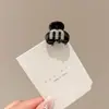 Mini Pinza de Terciopelo para el Cabello Otoño e Invierno para Mujer, Pinza de Tiburón Pequeña con Lazo Rojo en Forma de Corazón con un Toque de Lujo, Pinza para Sujetar la Mitad del Cabello