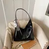 Bolso Tote Versátil Nuevo Otoño e Invierno 2026 Transfronterizo, Bolso de Gran Capacidad para Viajes Diarios, Bolso de Mano, Bolso de Hombro, Bolso Versátil de Moda para Mujer