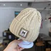 Touca de Bebê Outono e Inverno Aconchegante e Quente de Tricô para Meninos e Meninas, Touca de Inverno Versátil à Prova de Vento