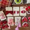 Novo Estilo Coreano Vermelho Ano Novo Doce Laço Grampo de Cabelo Tecido Feito à Mão Crianças Lateral Franja Quebrada Presilha para Mulheres