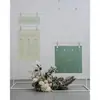 Nuevos accesorios para bodas: expositores cuadrados de hierro forjado, letreros, marcos de hierro, floreros para el área de bienvenida y elementos de fondo decorativos