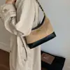 2026 Novo Estilo Bolsa Feminina de Axila Tendência Outono Xadrez Bolsa de Ombro Único Retro Gorpcore Bolsa Transversal Tipo Balde para o Dia a Dia