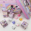 Caja Sorpresa Mini Familia Sanrio Figuras Pintadas a Mano Adornos Lindos Dibujo Animado Juguete de Moda Regalo para Estudiantes Pequeño Adorno de Escritorio