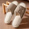 Chinelos de Linho Antiderrapantes Silenciosos para Interior Leves Absorventes de Suor Casa Quatro Estações Algodão e Linho Chinelos de Casal Primavera, Verão, Outono e Inverno