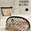 Bolsa de maquillaje de malla flocada con diseño de corazón, bolsa portátil para retoques de labial, almacenamiento de viaje de gran capacidad, neceser ampliado