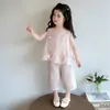 Nova Camisa Doll de Verão para Meninas com Manga Francesa Sem Mangas Roupa Infantil Tendência Moda Colete Top Roupas Infantis