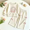 Conjunto Dulce Casual de Dos Piezas para Bebé Niña con Estampado Retro de Dibujos Animados, Lazo, Top y Pantalones Rectos, Primavera y Otoño, En Stock