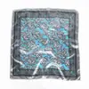 Novo Estilo Lenço Quadrado Pequeno 70cm Lenço Quadrado de Cetim Coreano Lenço de Seda Xale Pequeno Decorativo Feminino Lenço de Pescoço Vários Estilos Atacado