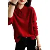 Suéter Chic de Estilo Europeu Novo, High-End Vintage, com Botão de Libélula e Pelo de Guaxinim Vermelho para Mulheres, Inverno
