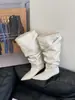 Botas Plisadas de Punta Fina 2026 Otoño/Invierno Nuevo Estilo Hebilla de Cinturón Botas Altas de Monta Botas Largas Plisadas con Tacón Grueso