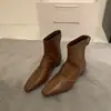Botas de tacón de cuña elásticas de ajuste ceñido, súper modernas y bonitas para 2026, estilo francés, Botines cortos elegantes Maillard para mujer, principios de otoño