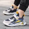 Zapatos Deportivos Infantiles de Primavera y Otoño, Nuevos, de Malla Transpirable, Ligeros, Antideslizantes, Zapatos Casuales para Correr para Niños, Estilo Coreano, Zapatos de Moda