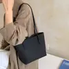 Bolso grande tejido retro para mujer, nuevo bolso tote coreano simple de moda 2026, bolso de hombro de gran capacidad para el día a día