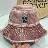 Sombrero de pescador deshilachado de mezclilla lavada retro japonés para mujer, sombrero de cubo bordado con oso de dibujos animados coreano, sombrero para el sol que hace que la cara parezca pequeña