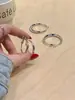 Pendientes sencillos de estilo frío que combinan con todo, con diseño de nicho ligero y lujoso, de alta calidad para mujer.