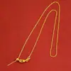 Collar de Joyería Color Arena Dorada para Mujer Cadena Universal de Imitación Oro Nicho Lujo Accesible Gama Alta Cadena para Clavícula Accesorios Que No Se Desvanecerán por Mucho Tiempo