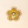 Colgante Individual Joyería de Acero Inoxidable Popular en Europa y América Cortado Flor de Múltiples Capas Joyería DIY Accesorios Retro Chapados en Oro de 18 Quilates