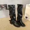 Hebilla de cinturón clásica de nicho, botas de cuero, moda otoñal 2026 para mujer, botas de montar de mezclilla simples y a la moda