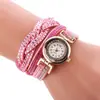 Reloj pulsera de dama personalizado de torsión de venta caliente, pulsera de remache de lazo de terciopelo coreano, reloj de cuarzo una generación de cabello