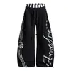 Calça de moletom casual com design de cós retrô americano com estampa de letras e bainha curva, novo estilo de verão para homens e mulheres, perna larga solta para street dance