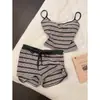 Conjunto de Dos Piezas Atractivo y Caliente: Pijama de Rayas Contrastantes con Almohadillas en el Pecho y Shorts con Cordón para Mujer, Ropa de Casa Casual de Verano