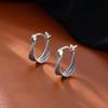 Aretes Retro Torcidos de Aguja de Plata 925 Nuevo Estilo Caliente Moderno Viejo Nicho Diseño Único Simple Elegante Personalizado para las Orejas