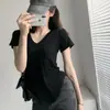 Camiseta de Verano Blanca Adelgazante Estilo Nuevo Alta Calidad Imitación Algodón Manga Corta para Mujer con Cuello en V, Corte Holgado, Top Irregular de Moda para Mujer