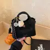 Bolsa Saco Retro de Nicho 2026, Bolsa de Ombro Transversal Fashion e Versátil, Bolsa de Mão, Pequena Tote Bag para Primavera e Verão