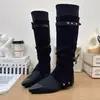 Calça bota de bico fino estilo coreano para mulheres, nova coleção 2026, botas longas que aumentam a altura, botinhas plissadas, botas de montaria de cano alto que emagrecem
