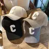 Boné de Baseball Feminino Outono e Inverno Novo Veludo Cotelê Esportivo Letras C Popular na Internet Ao Ar Livre Mesmo Estilo Masculino Top Rígido Aba de Pato Chapéu