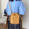 Bolso nuevo de pana para mujer estilo occidental para chica suave para compras bandolera moda coreana estudiante cubo biselado para hombro