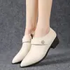 Zapatos de Cuero Suave de Boca Profunda para Mujer 2026 Otoño Nueva Llegada Punta Fina Tacón Grueso Zapatos de Madre Slip-on Suela Suave Versátiles Zapatos Pequeños de Cuero