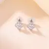 Brincos de Prata Esterlina S925 com Diamante Moissanita Yiluyin, Elegantes e Versáteis, Luxo Leve, Modernos, Compactos e Requintados, Adequados para Uso Diário