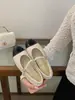 Zapatos Mary Jane de Estilo Francés Inspirados en Chanel con Bloques de Color y Plataforma Interna para Mujer, Versátiles para Combinar con Faldas, Primavera 2026