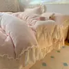 Conjunto de Cuatro Piezas de Encaje Clase A y Vellón de Leche Estilo Princesa Francesa INS Color Sólido Engrosado Cálido Bebé Vellón Fale Vellón Tres Piezas