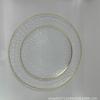 Juego de platos llanos blancos estampados en oro Plato desechable Patrón de dragón Borde dorado negro Plato en relieve Plástico duro PS Vajilla de exportación