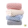 Toalha de Banho em Fleece Coral, Classe A, Toalha Espessa, Grande Toalha de Banho em Fleece Nuvem Macia, Absorvente de Água e Secagem Rápida, Conjunto de Três Peças