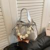 Nuevo Bolso de Mano Plegado Estilo Chino Nube para Mujer 2026 Nueva Moda Estilo Nacional Bolso de Hombro con Cadena de Perlas Bolso Cruzado