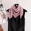 Nuevo modelo transfronterizo: Pañuelo de imitación seda 70*70 para mujer de Asia Central, pañuelo cuadrado jacquard de moda estilo coreano, bufanda de cuello versátil y elegante