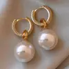 Novos Brincos de Luxo Tendência Nicho Brincos de Tarraxa Estilosos Brincos de Pérola de Alta Qualidade Moda Versátil Brincos Pendentes de Luxo