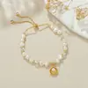 Hebilla de Tirar Ajustable y Fácil de Usar Diseño de Nicho Pulsera de Perlas de Agua Dulce Natural Pulsera de Cristal de Fresa para Mujer Exquisita