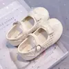 Zapatos para Niñas Sandalias para Niñas 2026 Primavera/Verano Nueva Moda Suela Suave Zapatos de Princesa Mocasines Lazo Zapatos de Cuero para Niñas