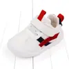 Zapatos Blancos Transpirables de Primavera y Otoño para 1-3 Años con Velcro, Zapatos Retro de Retazos para Niños Pequeños, Zapatos Deportivos de Suela Suave Antideslizantes para Niños y Niñas